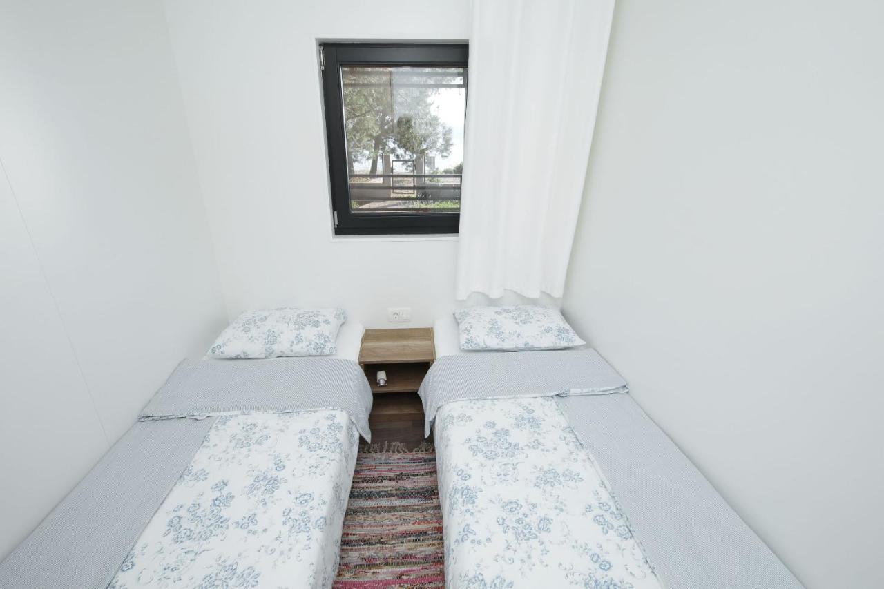Mobile Home Safir Biograd Na Moru Εξωτερικό φωτογραφία