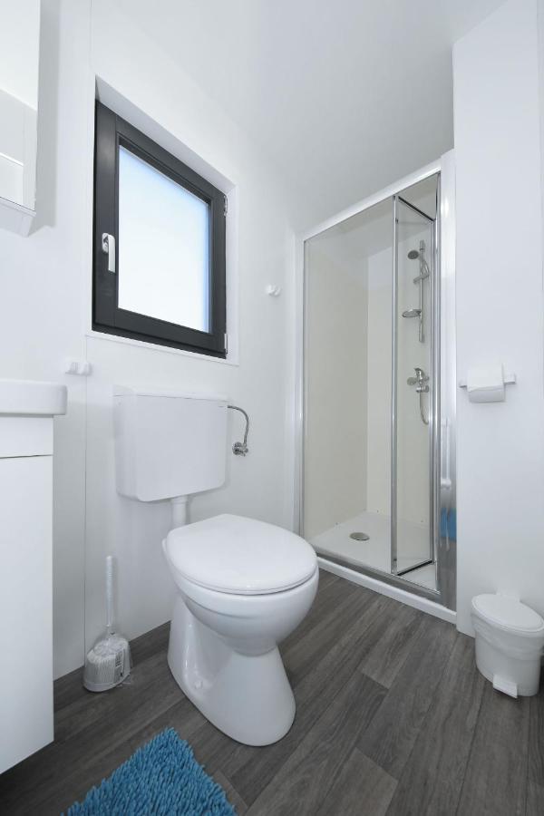 Mobile Home Safir Biograd Na Moru Εξωτερικό φωτογραφία