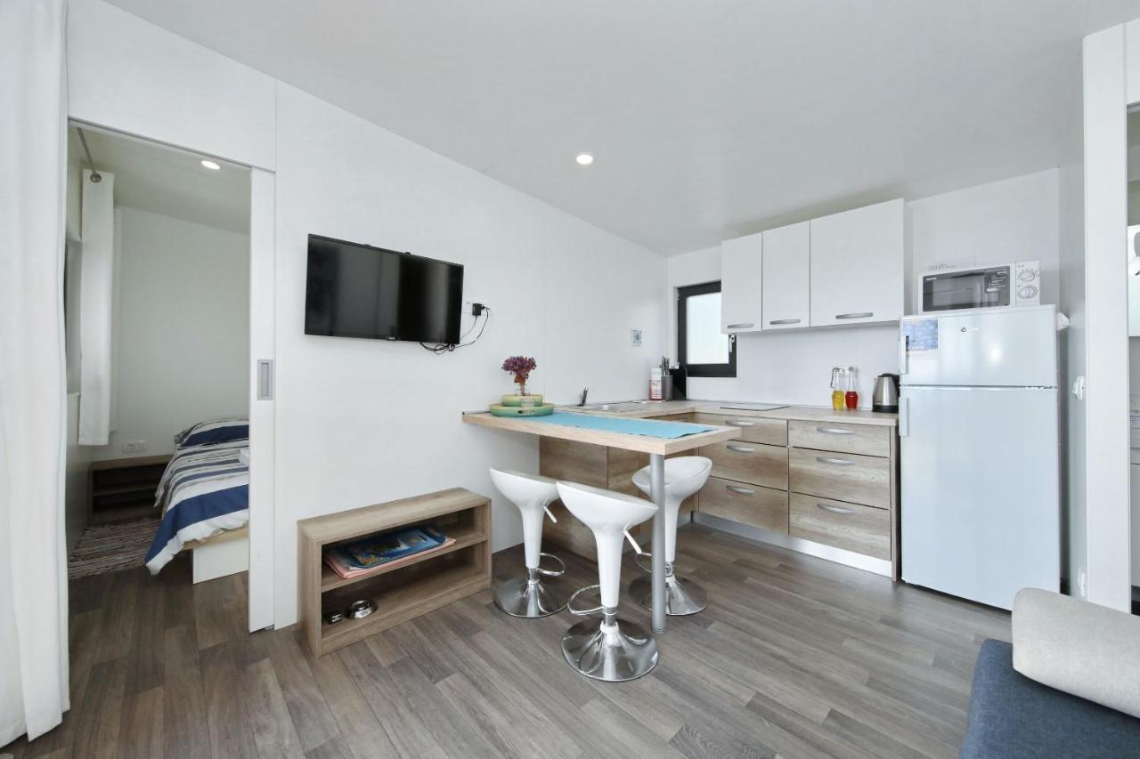 Mobile Home Safir Biograd Na Moru Εξωτερικό φωτογραφία